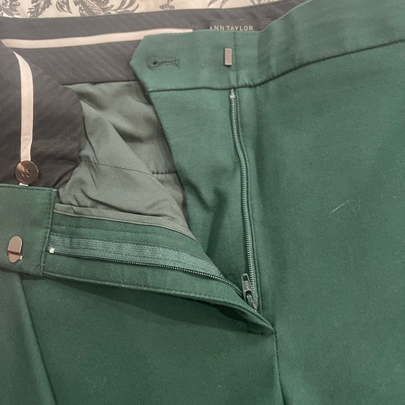 Dark green Ann Taylor dress pants 6 - Picture 3 of 6